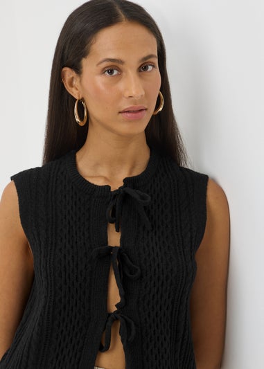Black Cable Tie Front Sleeveless Cardigan