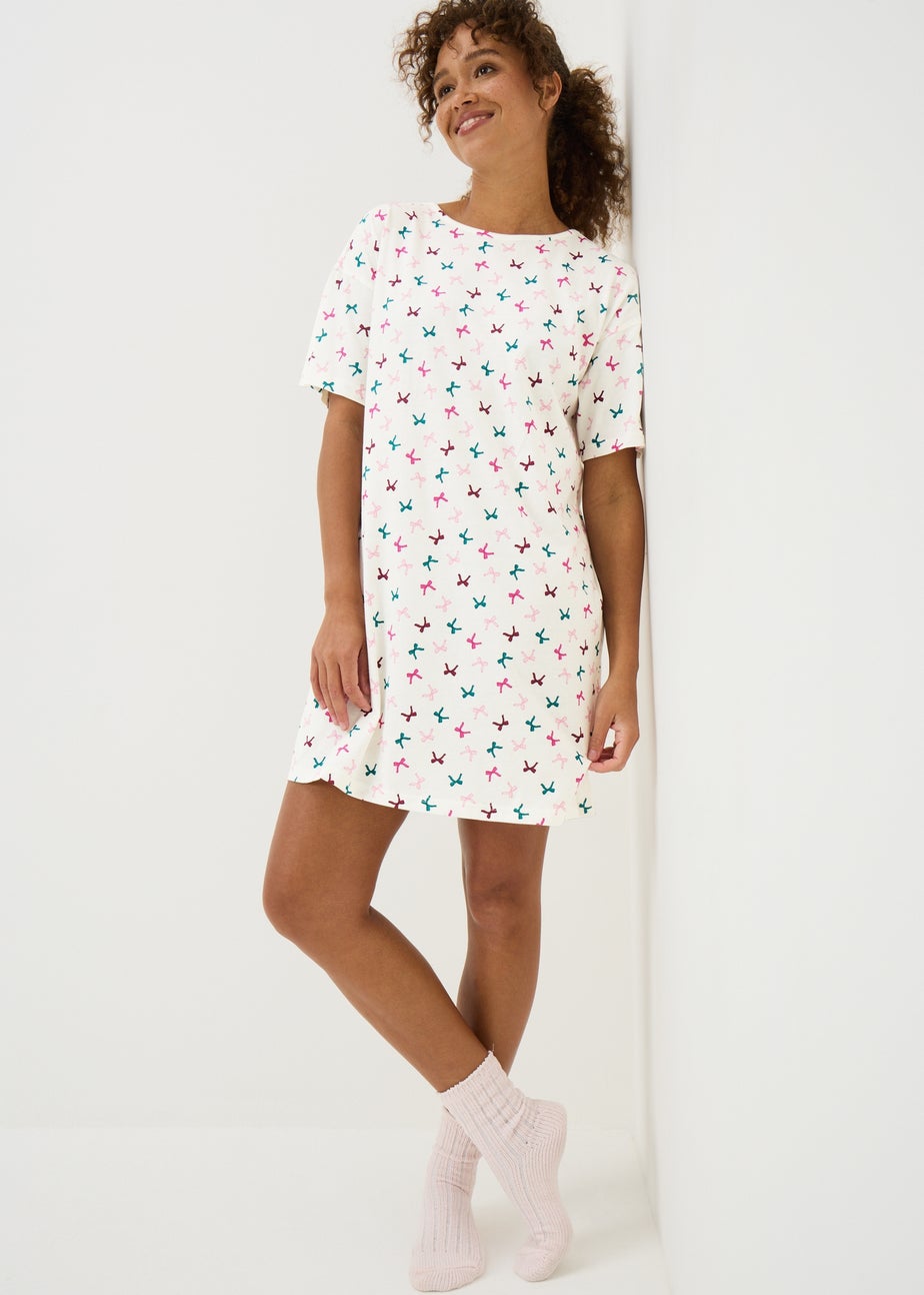 Cream Bow Pattern T-Shirt Nightie