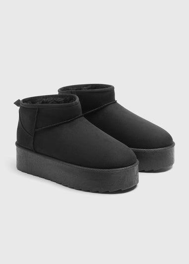 Black Platform Snug Boots