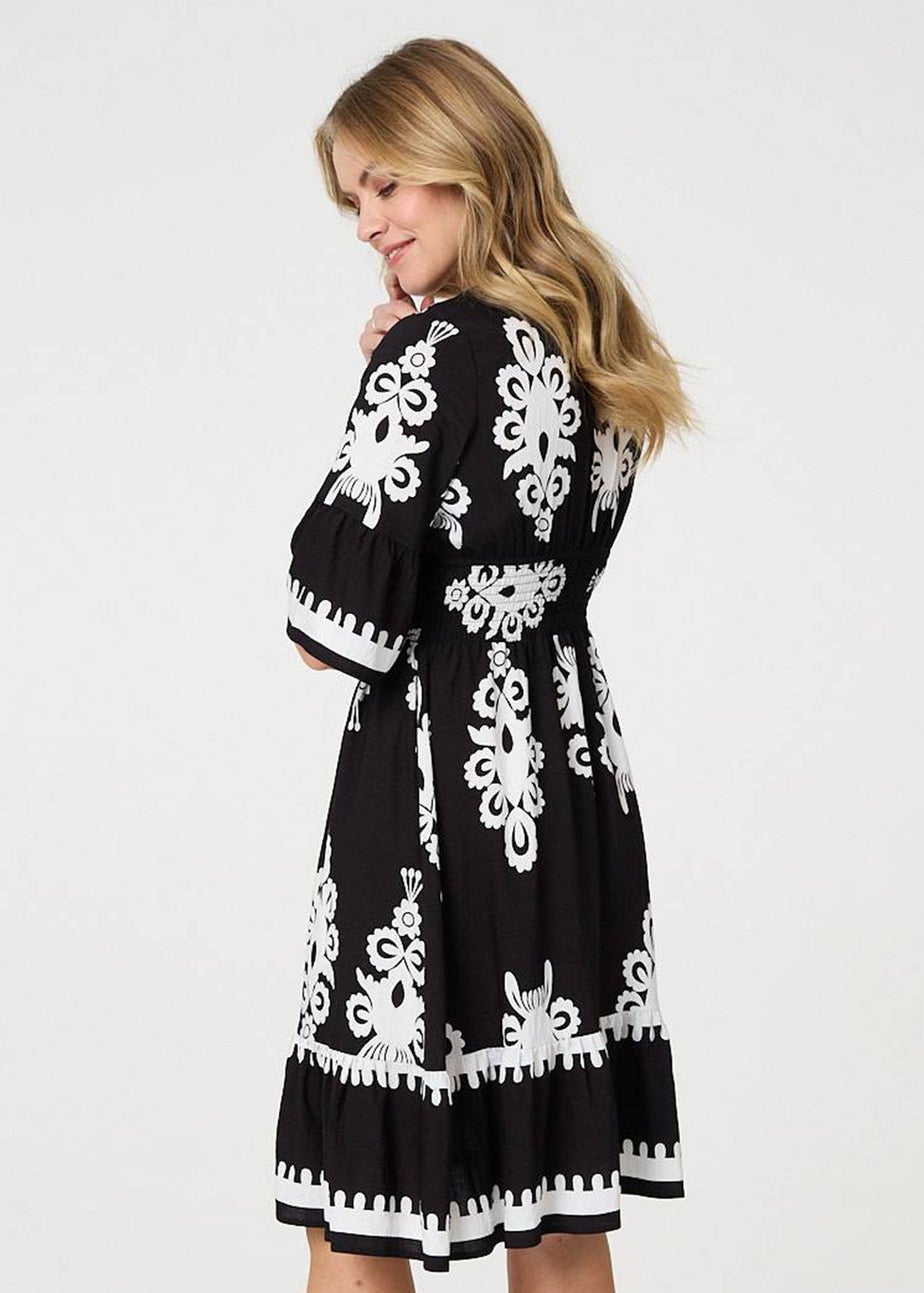 Izabel London Black Ikat Print 1/2 Sleeve Relaxed Short Dress