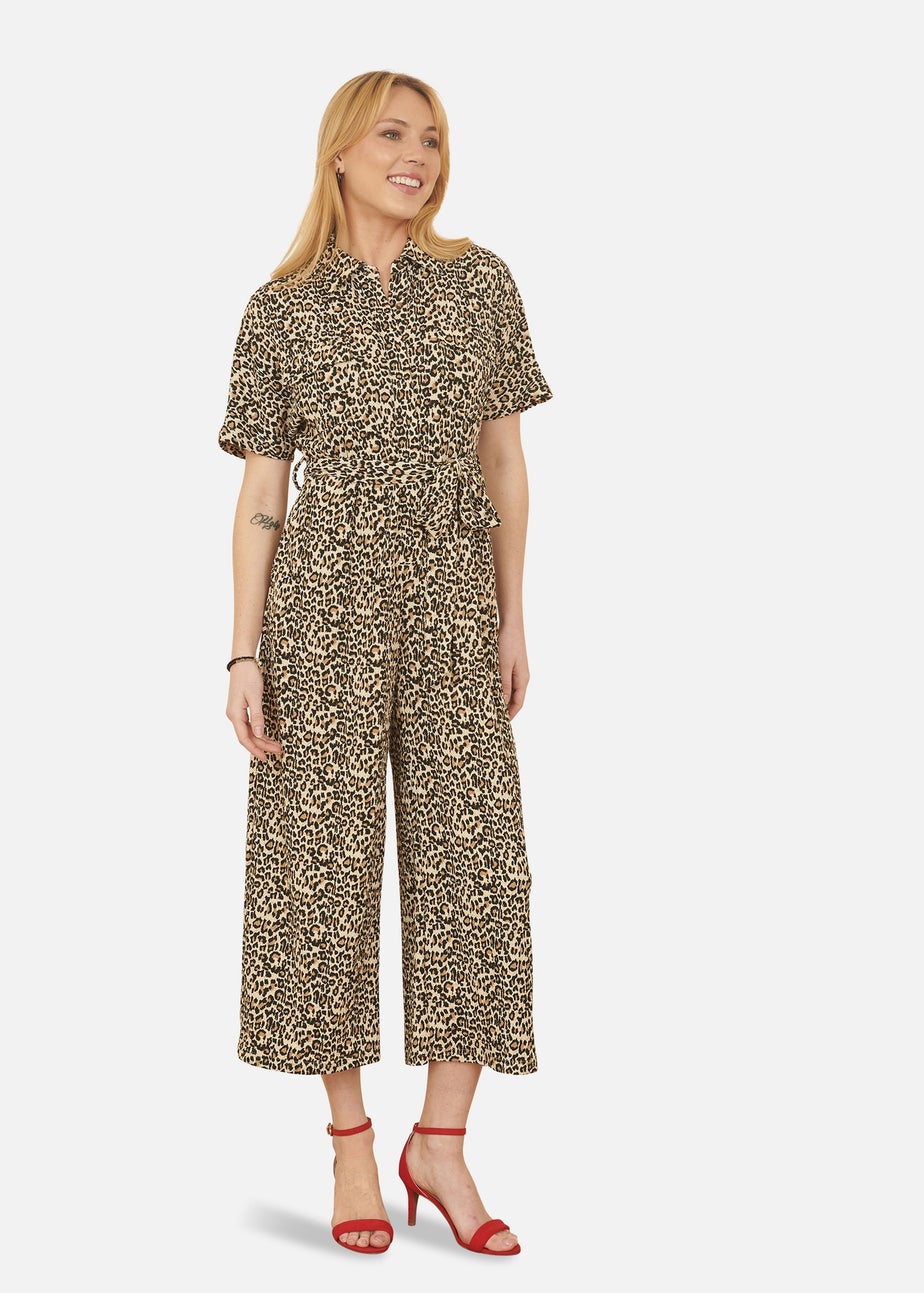 Yumi Brown Leopard Print Pleated Fabric Jumpsuit