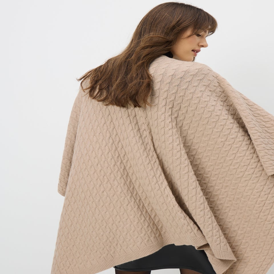 Stone Baby Cable Shawl