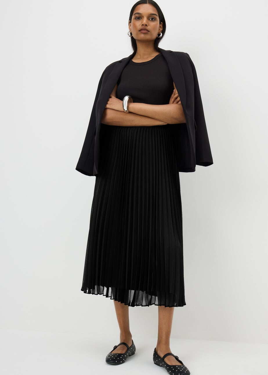 Black Pleated Midi Skirt