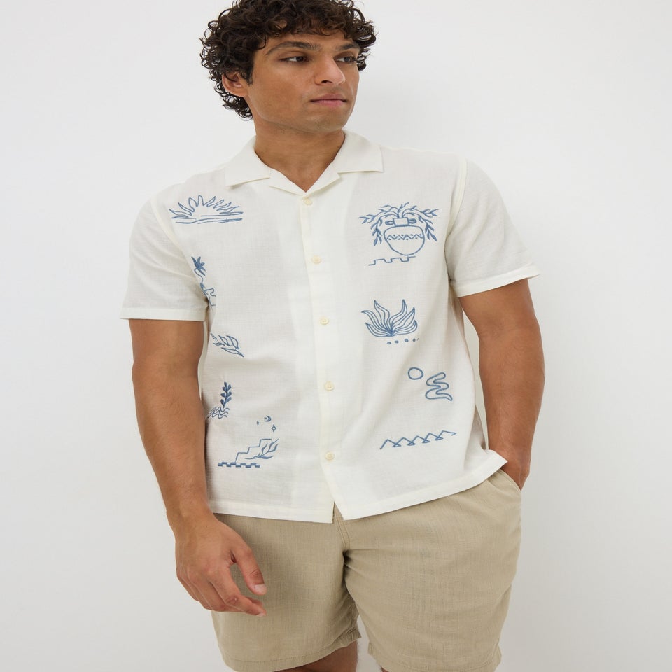White Embroidered Pattern Shirt
