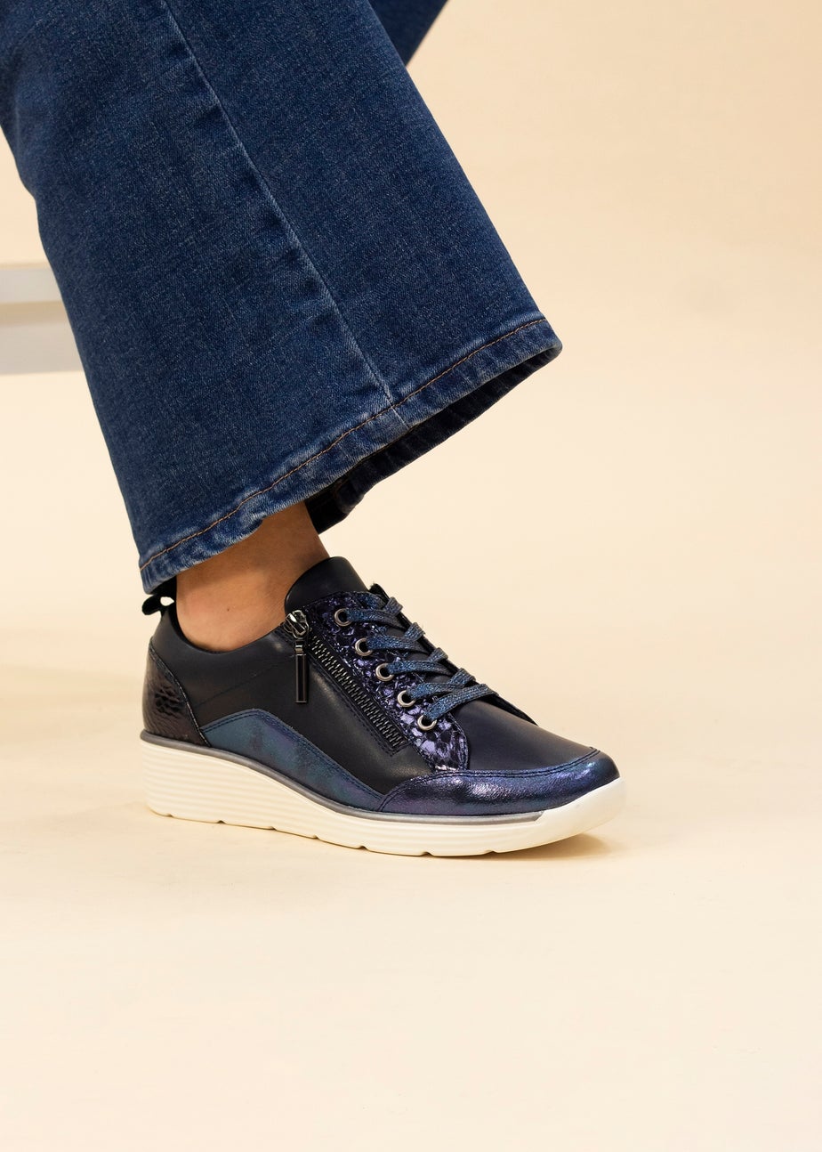 Lunar Blue Kiley Trainer