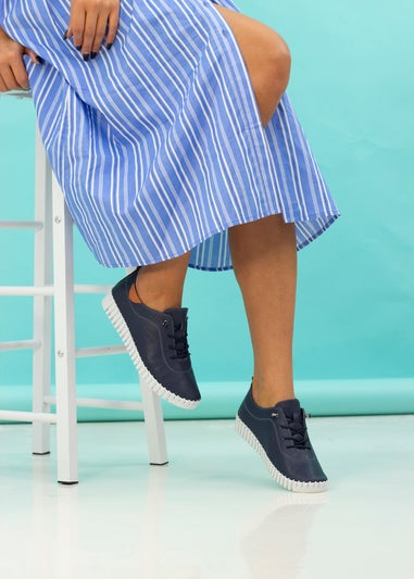 Lunar Blue Flamborough Shoe