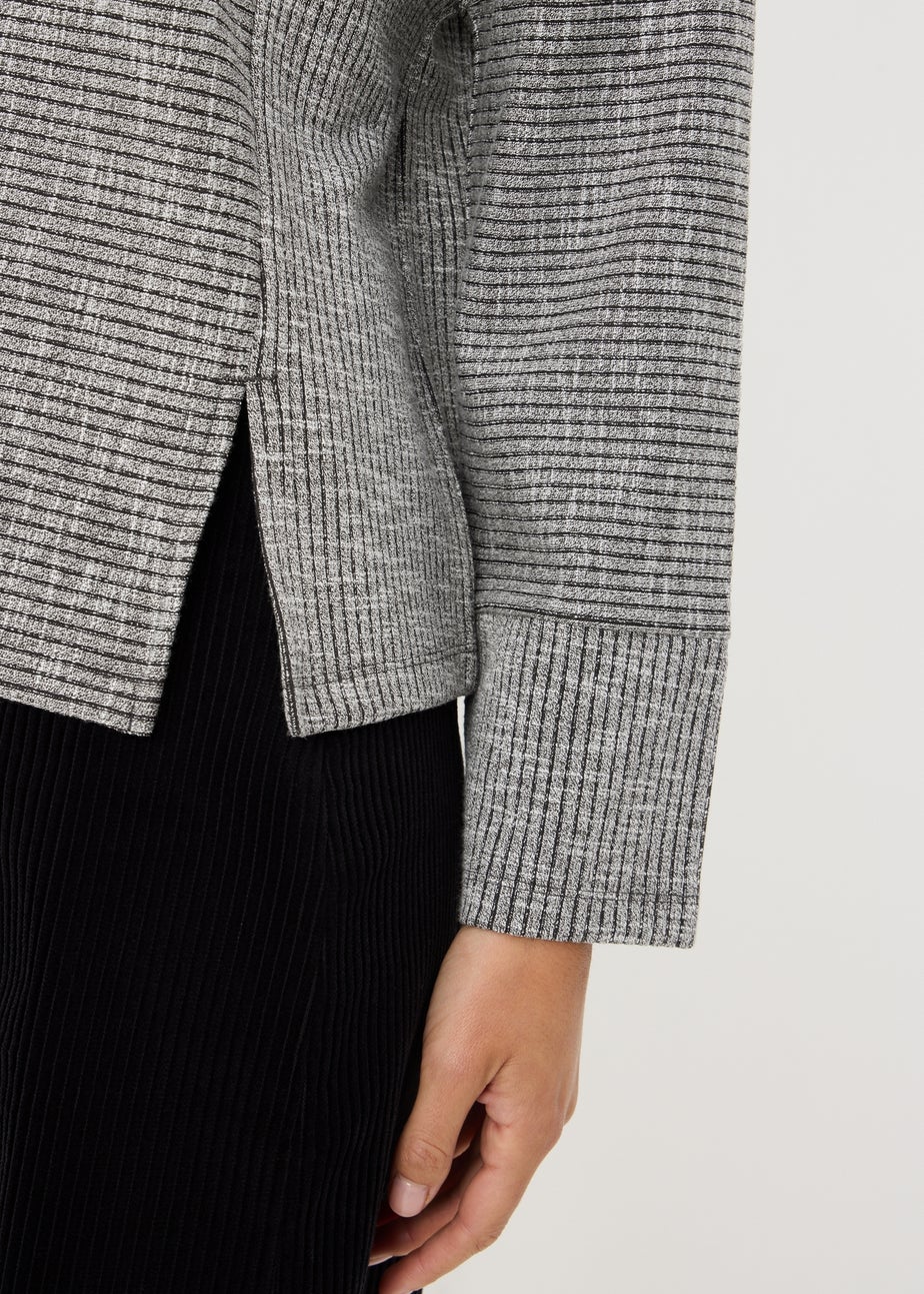 Grey Cutabout Textured Snit Top
