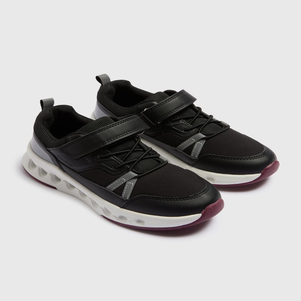 Boys Black Sports Fashion Trainers (Younger 10-Older 6)