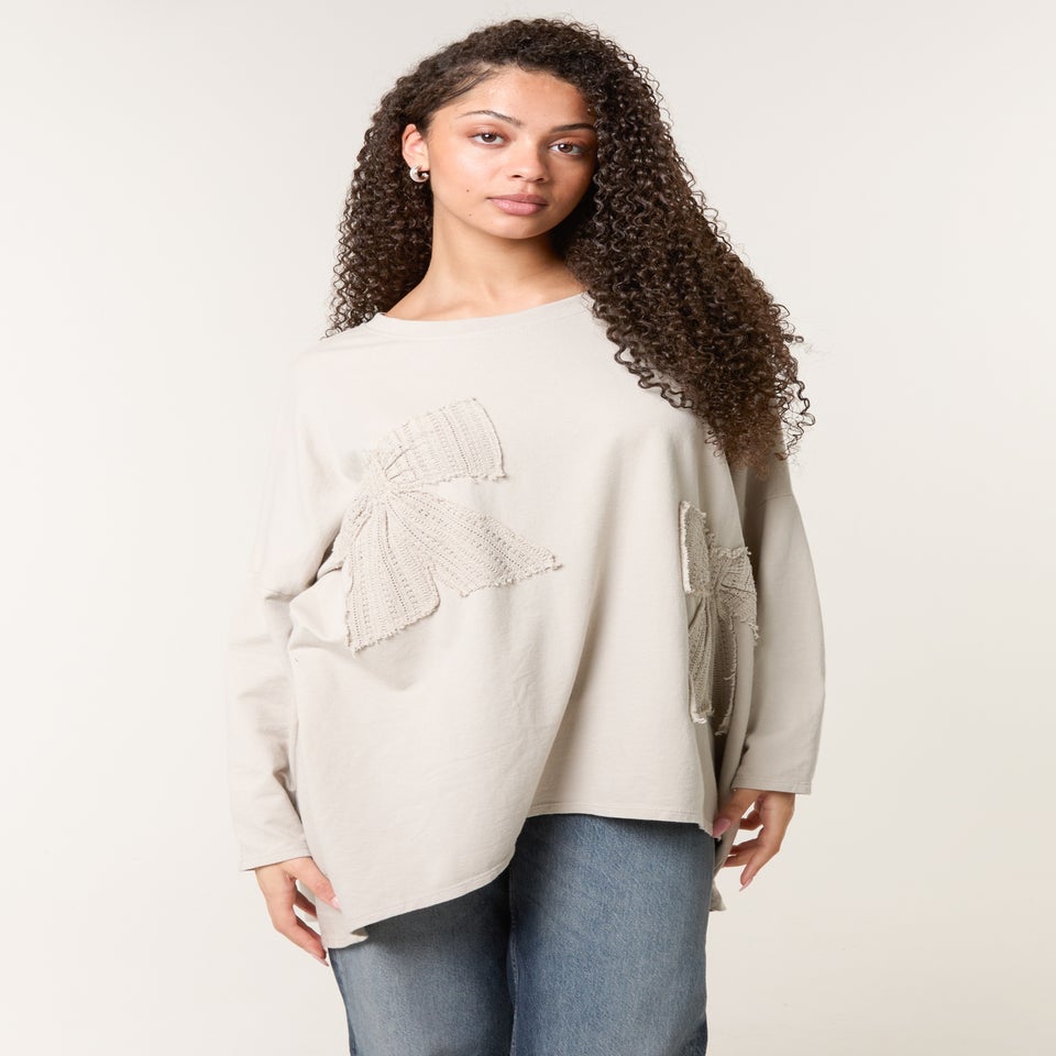 Blue Vanilla Beige Lace Bow Sweat Top