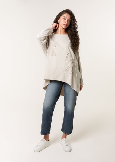 Blue Vanilla Beige Lace Bow Sweat Top