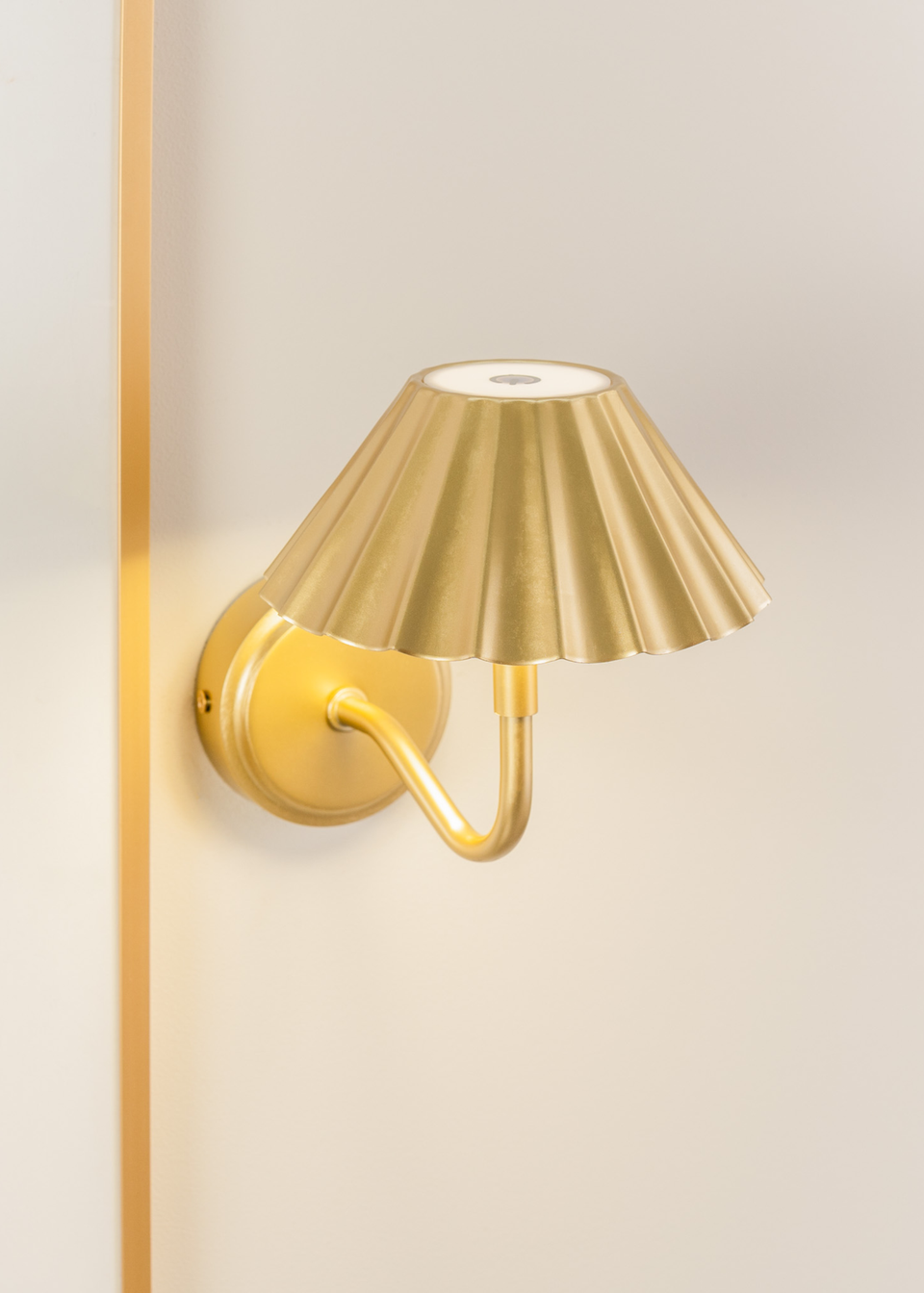 ValueLights Pair of Avery Dimmable Rechargeable Gold Wall Lights