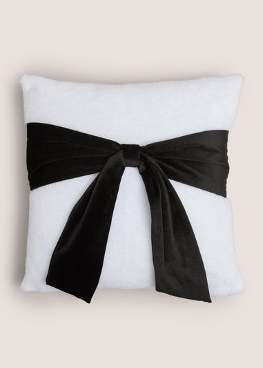Black & White Bow Fleece Cushion