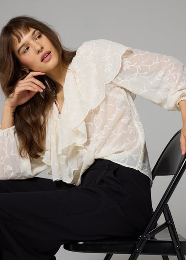 Et Vous Ivory Lace Frill Blouse