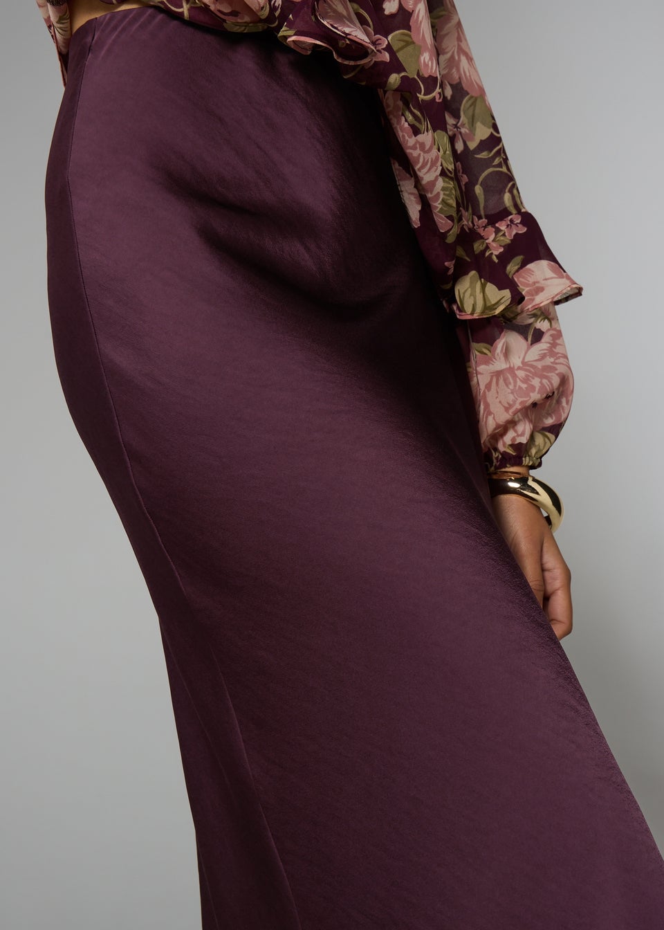 Et Vous Burgundy Satin Midaxi Skirt