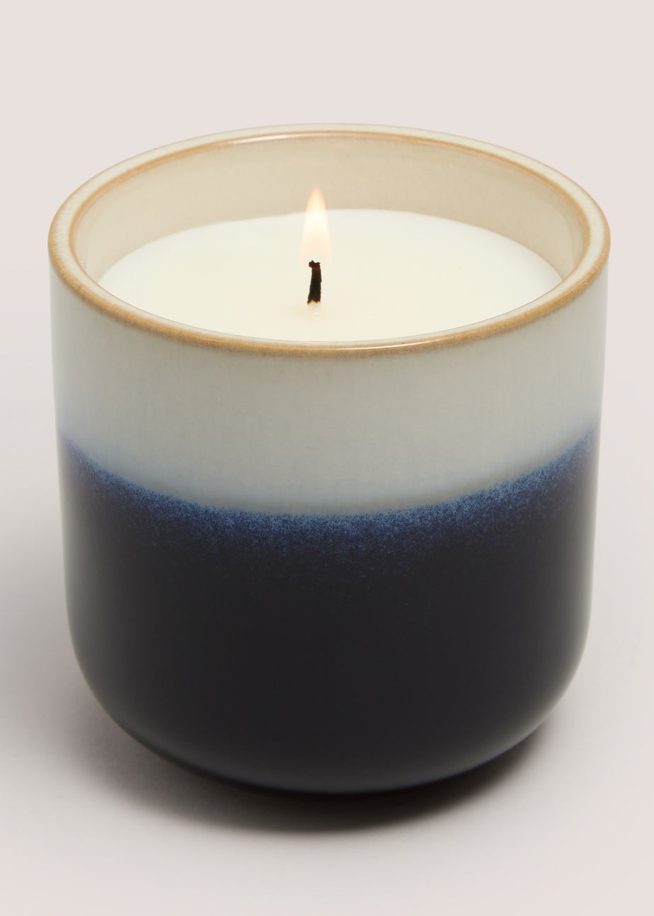 Monochrome Reactive Candle