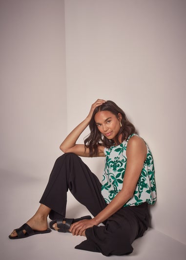 Et Vous Green Floral Puff Ball Top