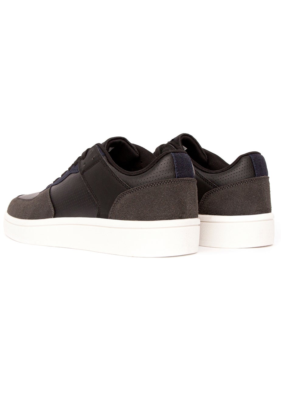 Crosshatch Black Avelino Trainers