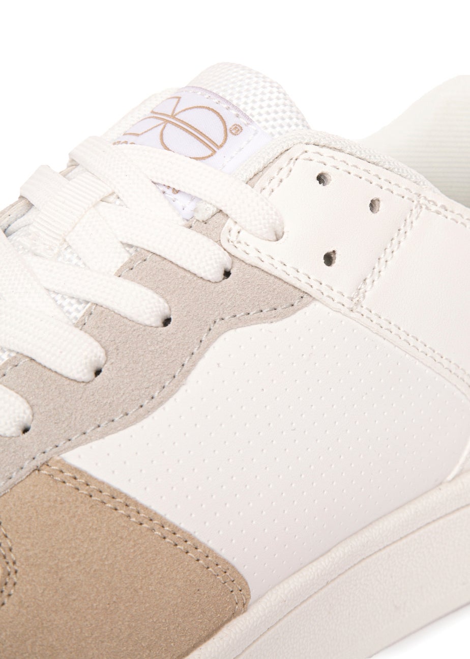 Crosshatch  White  Avelino  Trainers