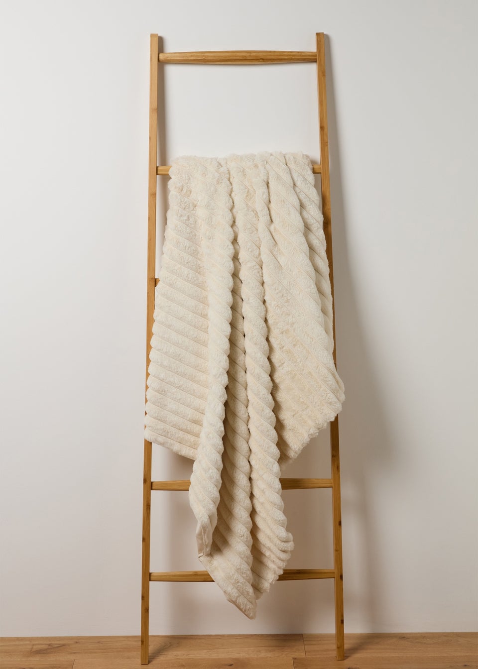 Cream Ribbed Faux Fur Throw