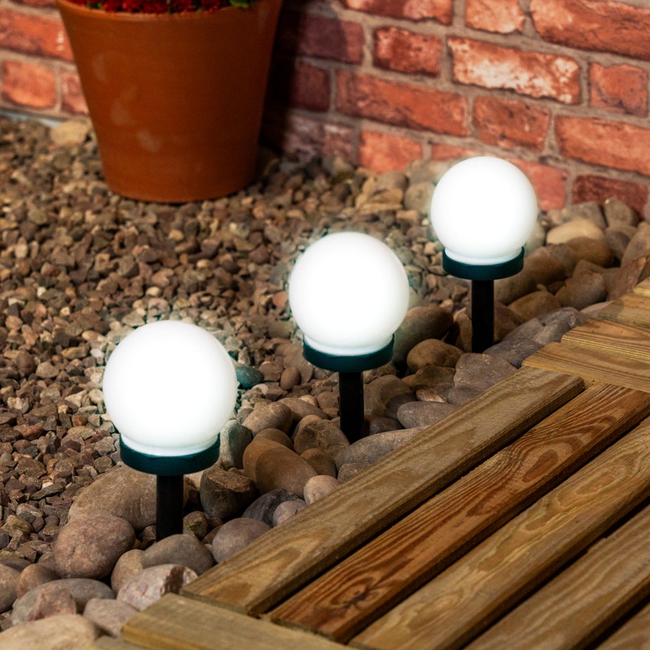 ValueLights Solar 3 Pack Black Spike Lights With Integrated Globe LED's