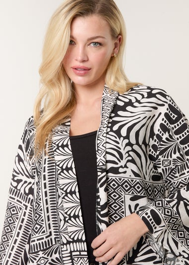 Blue Vanilla Black Kimono With Geometric Print