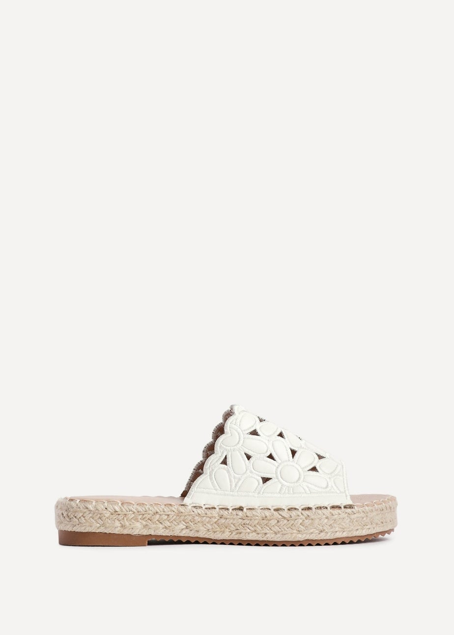 Linzi Parade White Faux Leather Floral Espadrille Flatform Slider