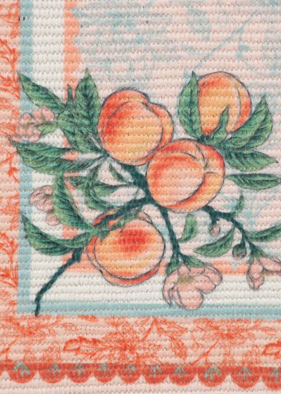 furn. Anemone Peaches Indoor/Outdoor Table Runner