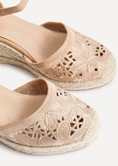 Linzi Kayla Taupe Closed Toe Wedge