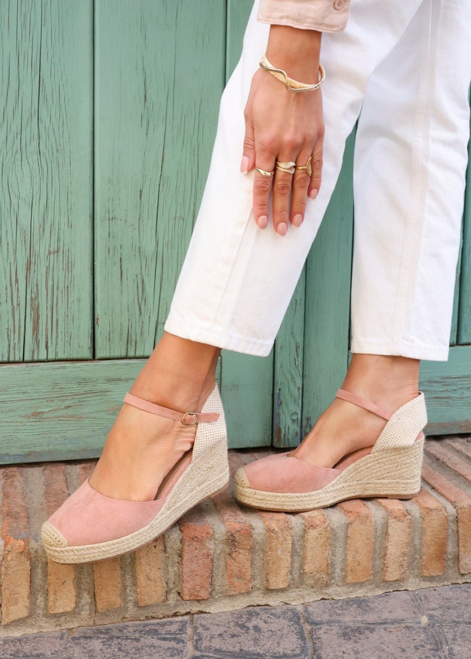 Linzi Present Dusky Pink Faux Suede Closed Toe And Open Back Espadrille Wedge