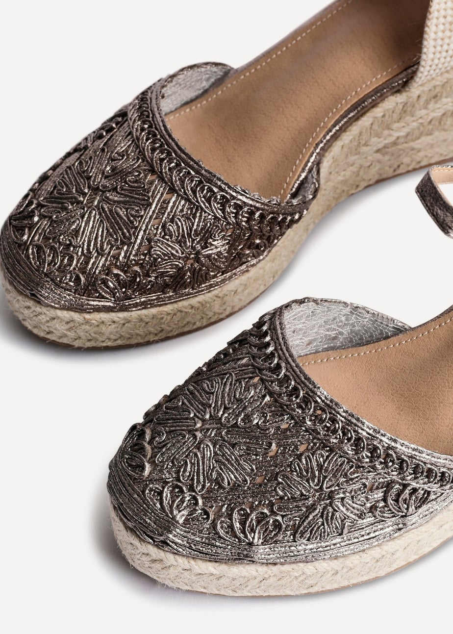 Linzi Mystic Pewter Embroidered Closed Toe Espadrille Wedge