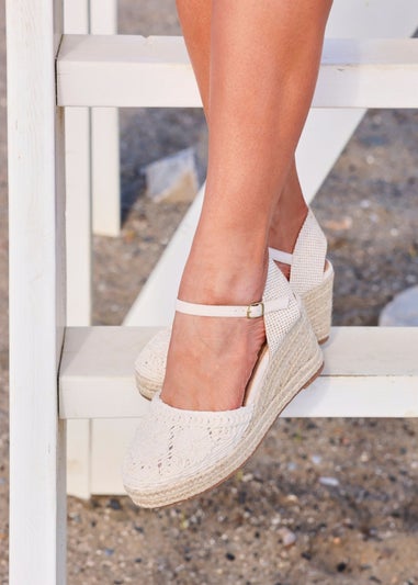 Linzi Mystic Beige Embroidered Closed Toe Espadrille Wedge