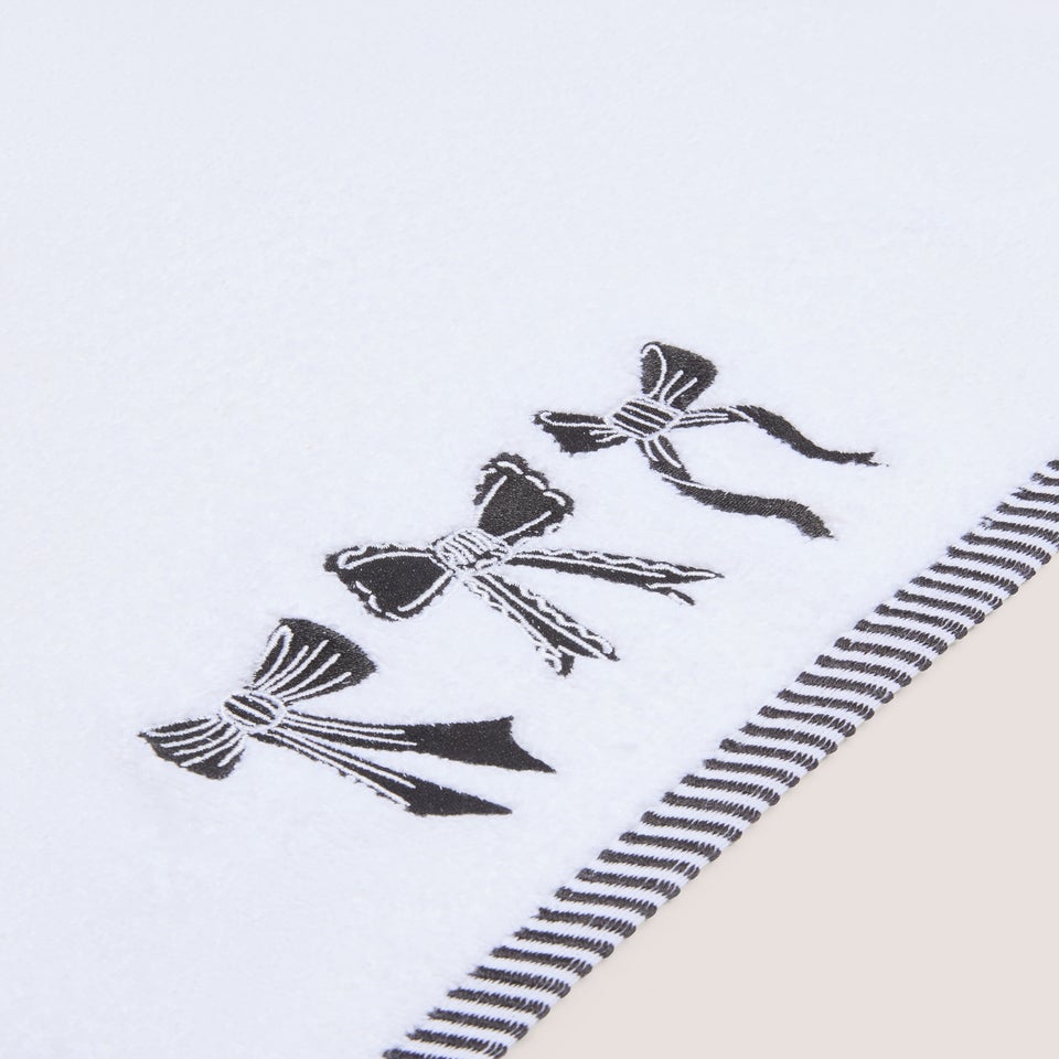Black & White Bow Hand Towel