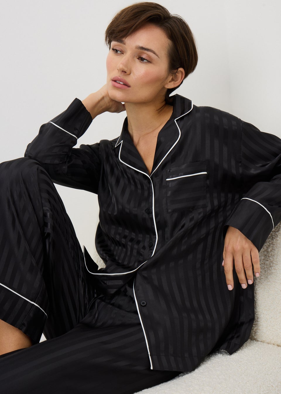 Black Jacquard Satin Pyjama Set