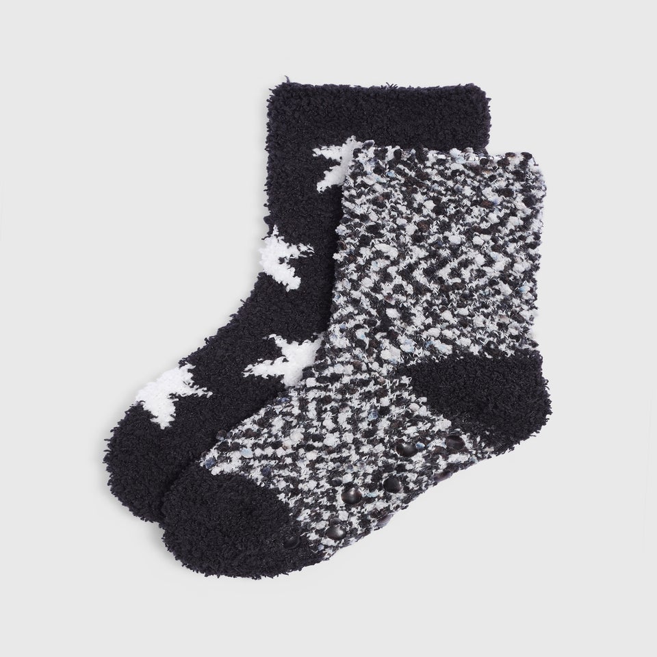 2 Pack Boys Black Star Fluffy Socks (Younger 6-Older 6.5)