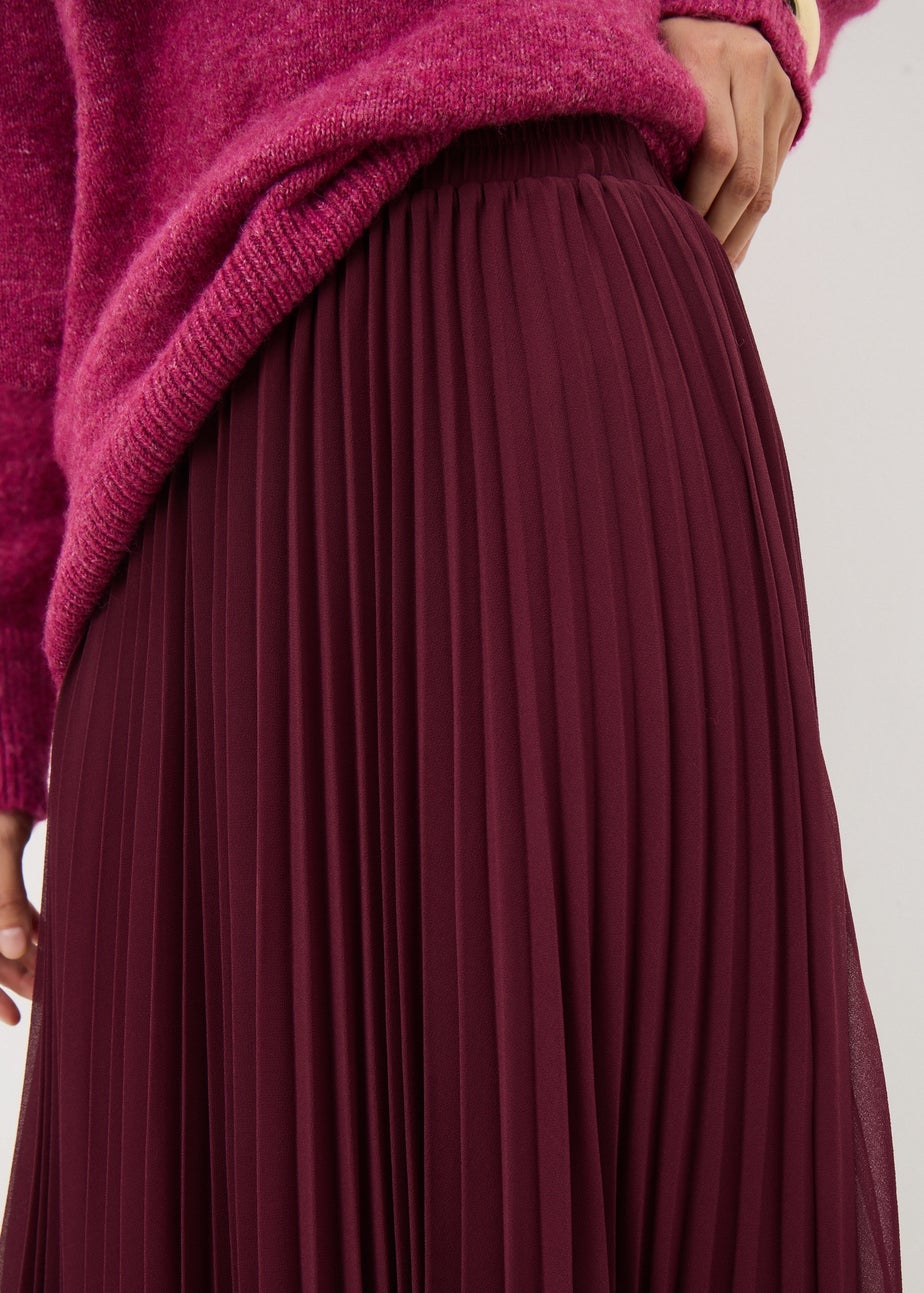 Burgundy Pleated Midaxi Skirt
