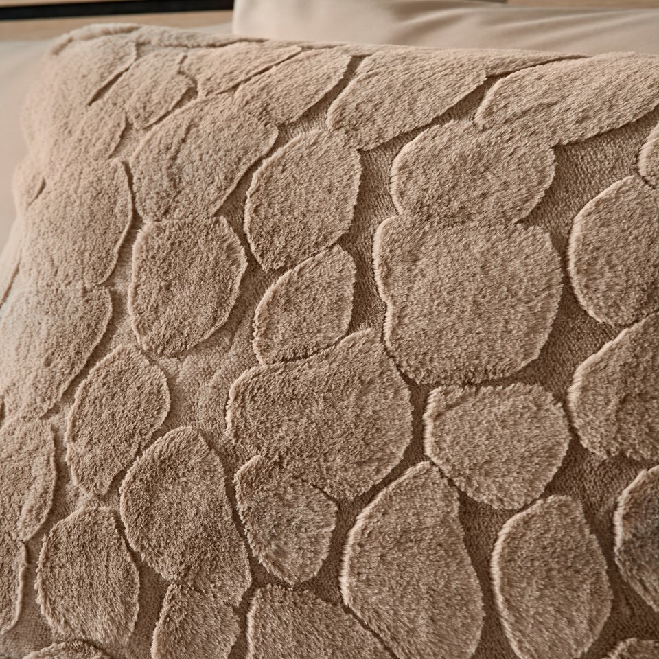 Taupe Pebble Faux Fur Duvet Set