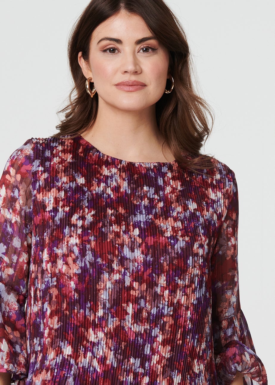 Izabel London Red Animal Print Pleated 3/4 Sleeve Blouse