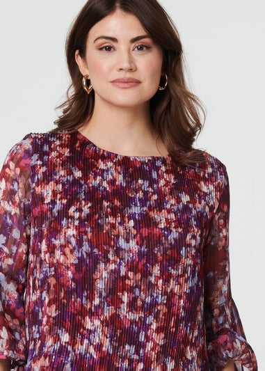 Izabel London Red Animal Print Pleated 3/4 Sleeve Blouse