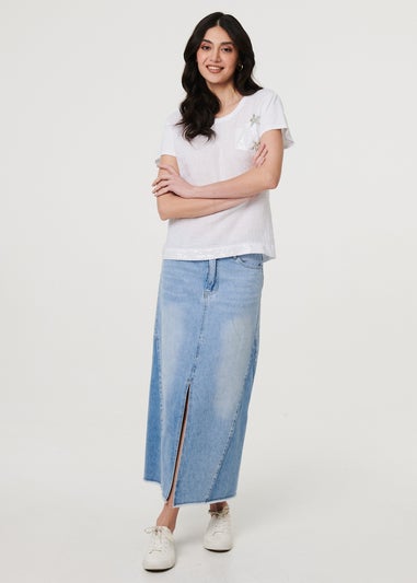 Izabel London White Metallic Star Detail Relaxed T Shirt