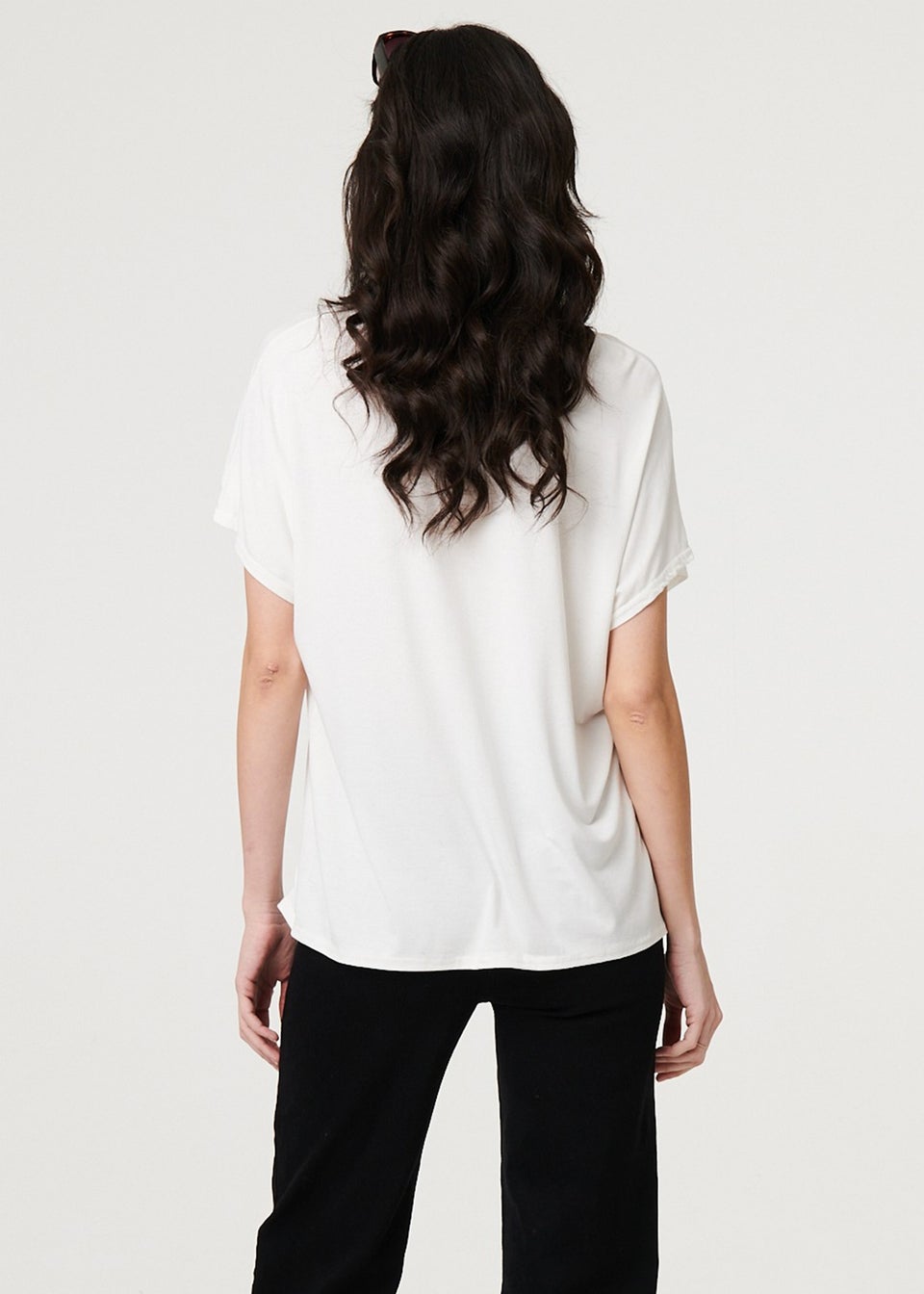 Izabel London White Sparkly Feather Print Relaxed T-Shirt