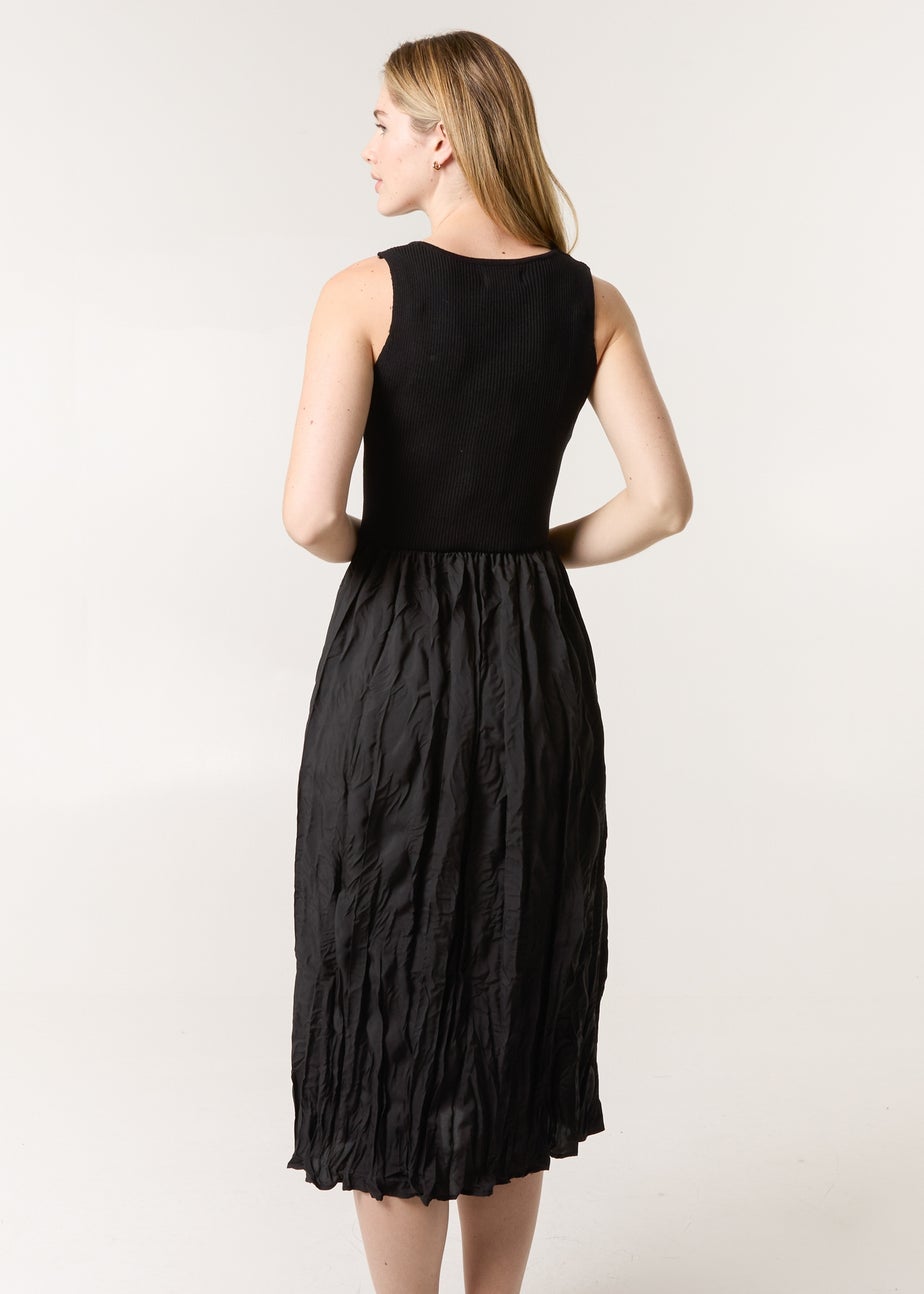 Blue Vanilla Black Round Neck Crinkled Dress