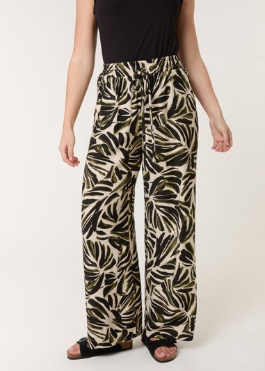 Blue Vanilla Khaki Palm Print Elastic Trousers