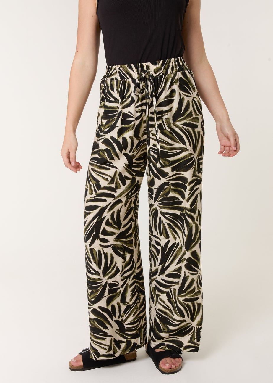 Blue Vanilla Khaki Palm Print Elastic Trousers