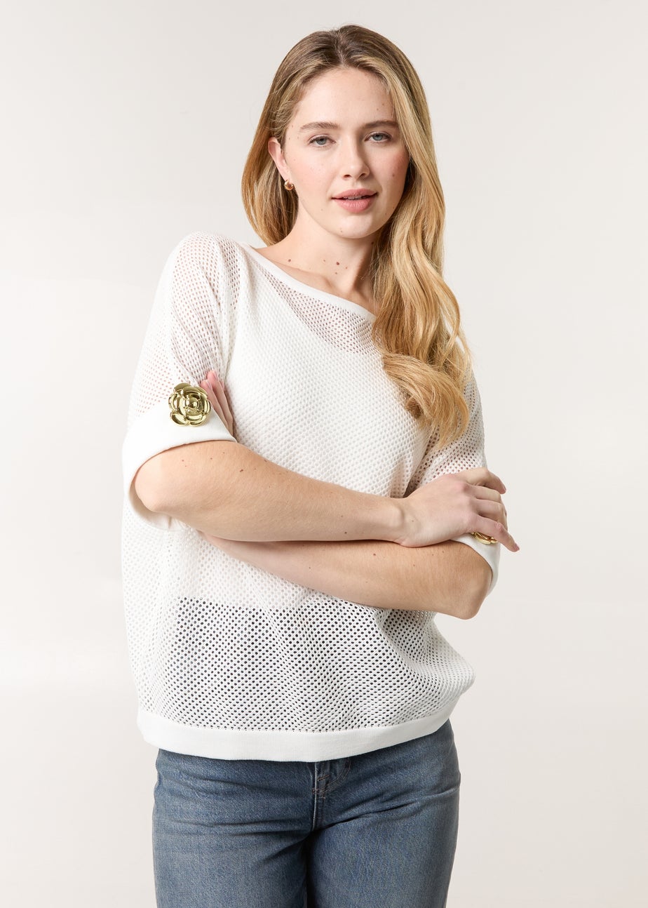 Blue Vanilla White Crochet Gold Flower Brooch Detailed Top