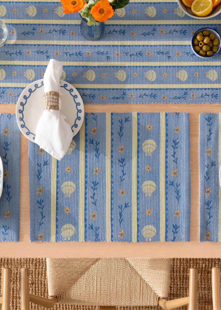 furn. Blue Sea Shells Indoor/Outdoor Placemats