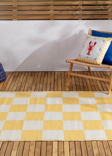 furn. Yellow Checkerboard Outdoor Rug