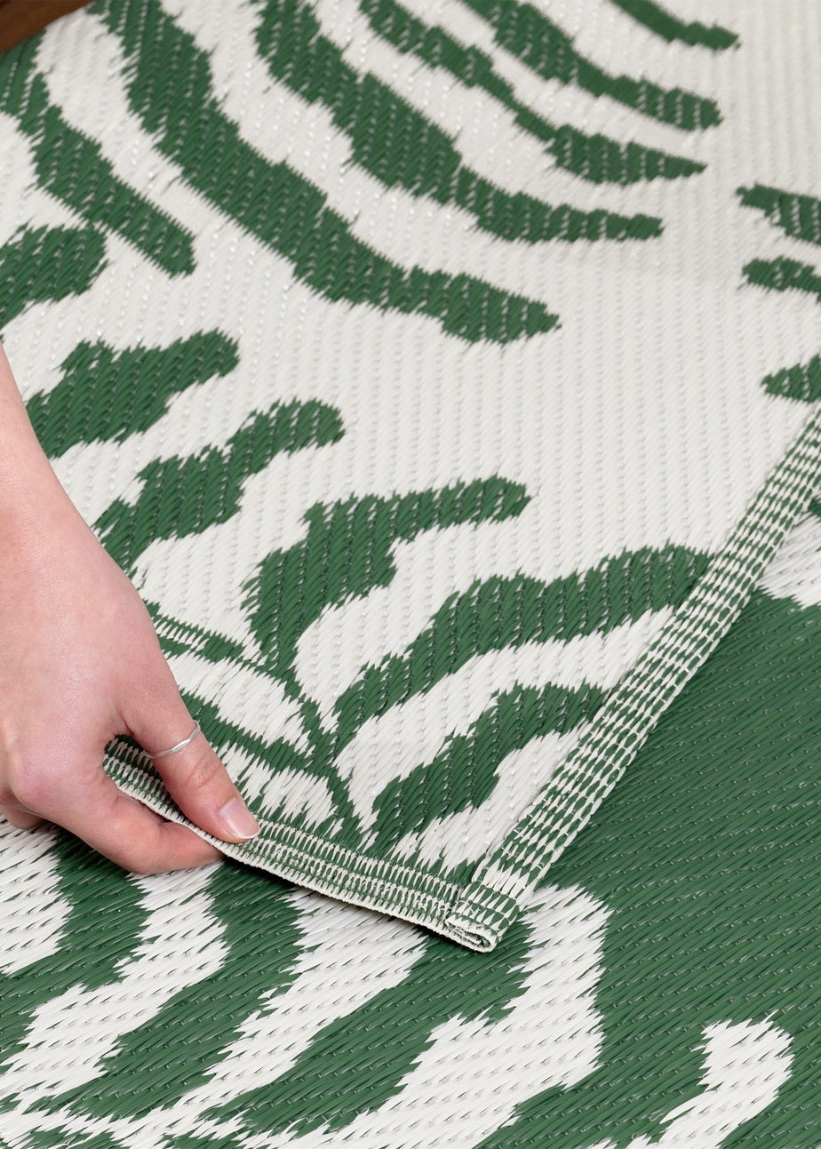 furn. Tocorico Reversible Outdoor Rug (120cm x 180cm)