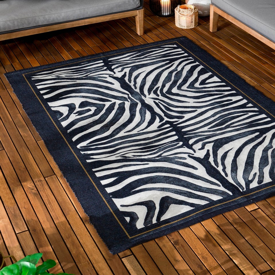 Paoletti Leopardis Zebra Printed Indoor/Outdoor Rug