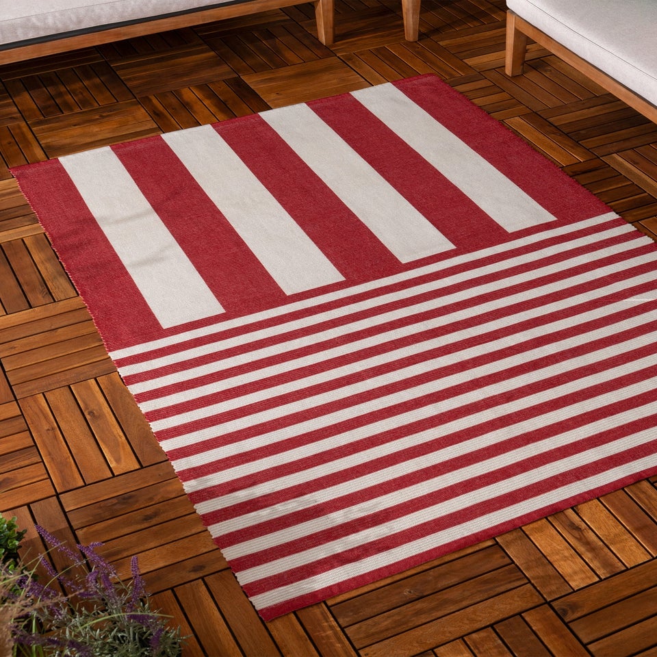 furn. Red Deck Stripe Printed Indoor/Outdoor Rug