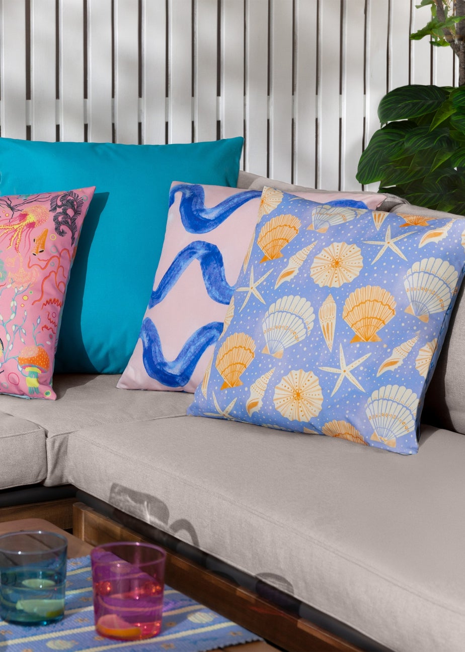 furn. Blue Sea Shells Printed Outdoor Cushion